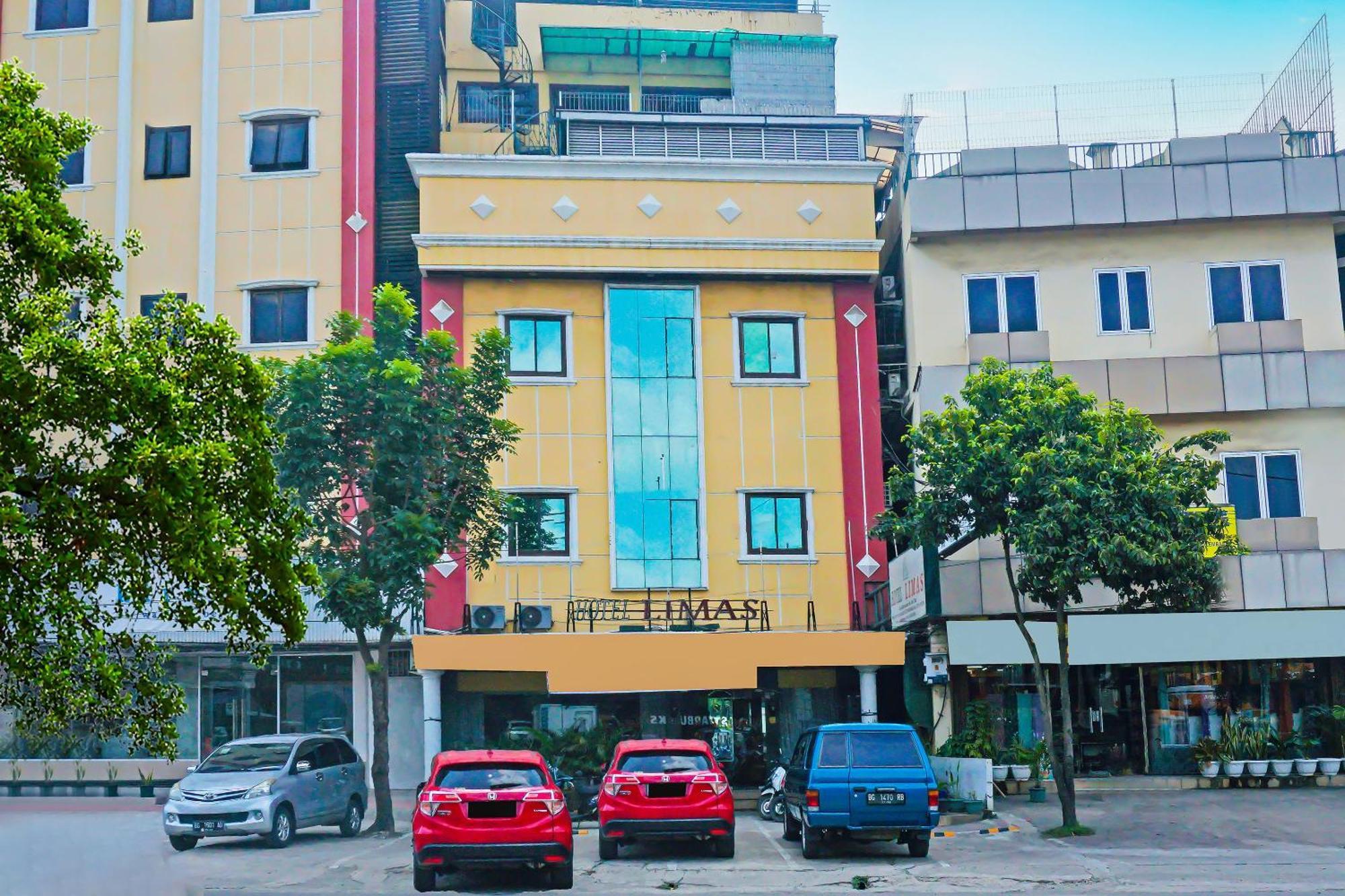 Super Oyo Collection O 92690 Hotel Limas Palembang Eksteriør billede